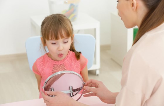 <strong>LOGOPEDA DZIECIĘCY</strong>