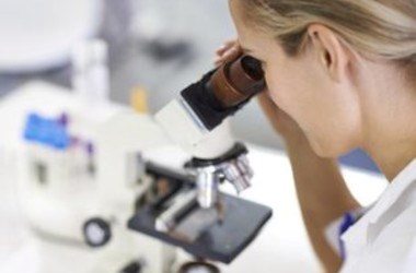 <strong>BIOPSJA ASPIRACYJNA CIENKOIGŁOWA TARCZYCY POD KONTROLĄ USG</strong>