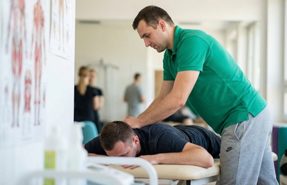 Nowa organizacja usług rehabilitacji w Warszawie. Sprawdź szczegóły